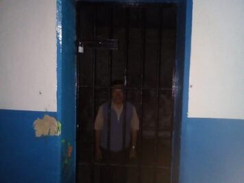 Encarcelan arbitrariamente a ex autoridades de Ixcuintepec