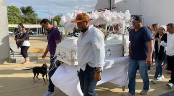 Despiden a la pequeña Elena, una de las víctimas que dejó el descarrilamiento del Tren Interoceánico  