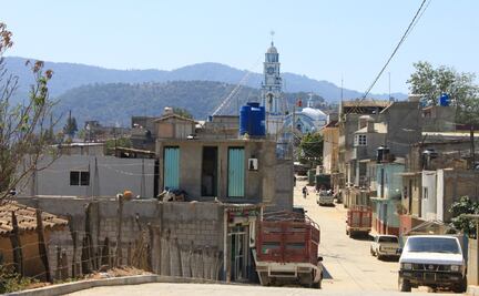 Obligan a edil de San Martín Peras a renunciar su cargo; aún está retenido en la Mixteca de Oaxaca