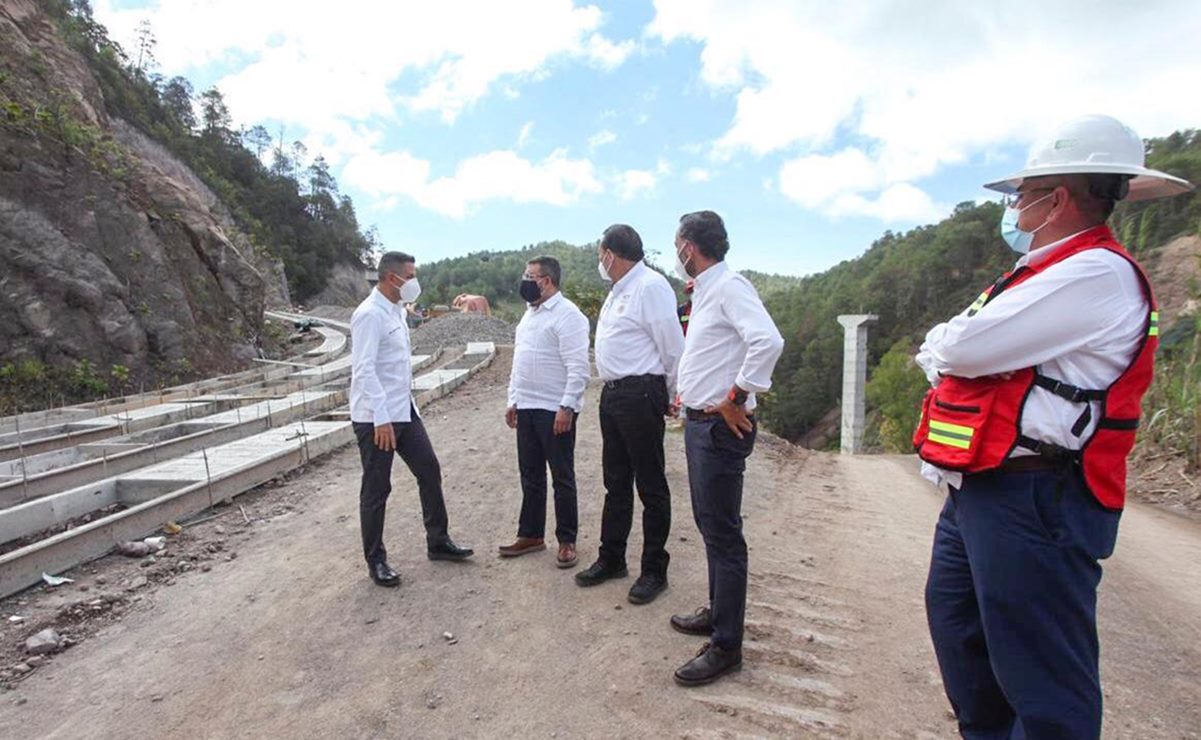 Supervisa Murat trabajos de autopista Mitla-Tehuantepec; estiman concluirla en dos años