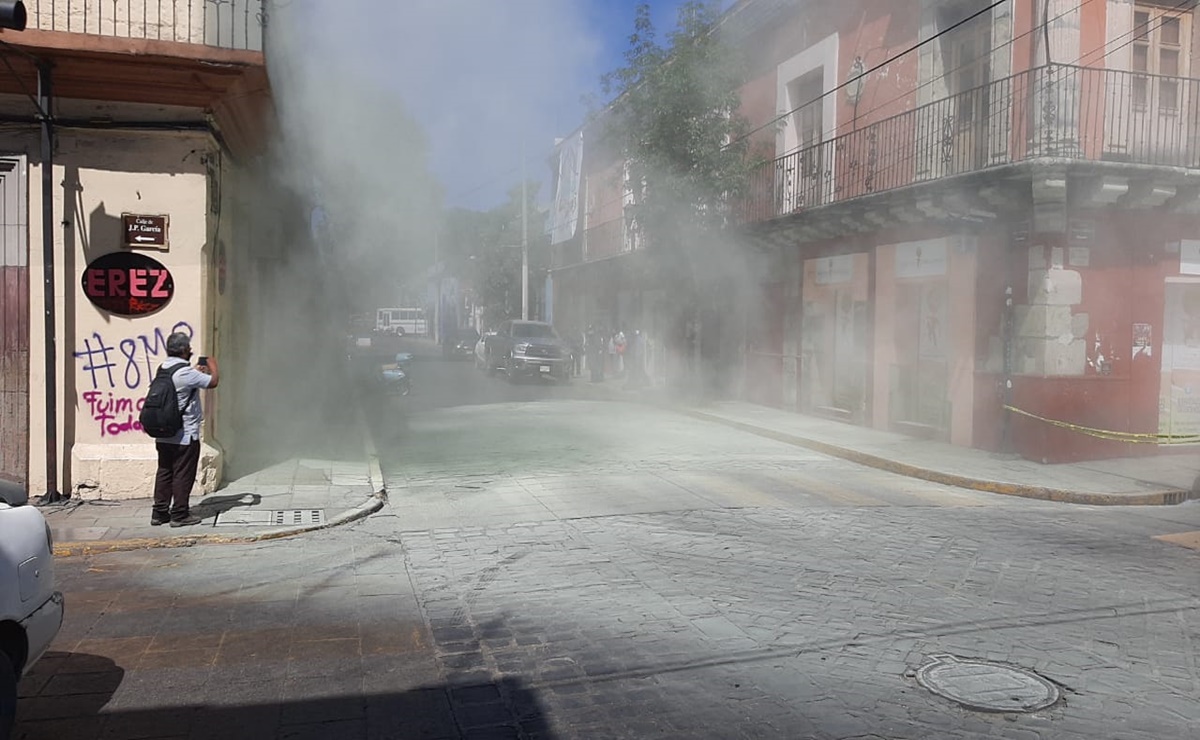 Irrumpen manifestantes de Bajos de Chila oficinas de Salud de Oaxaca; exigen equipo médico