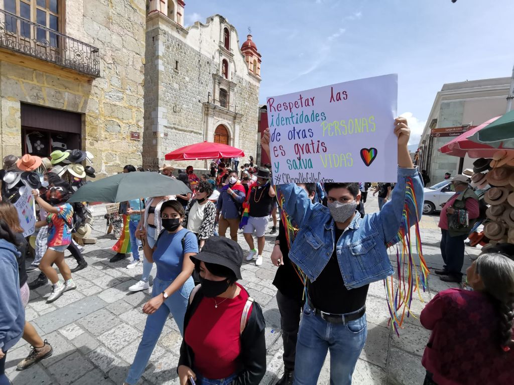 Comunidad LGBTQ+ realiza caminata en Oaxaca para exigir derechos en el Día  el Orgullo | Oaxaca