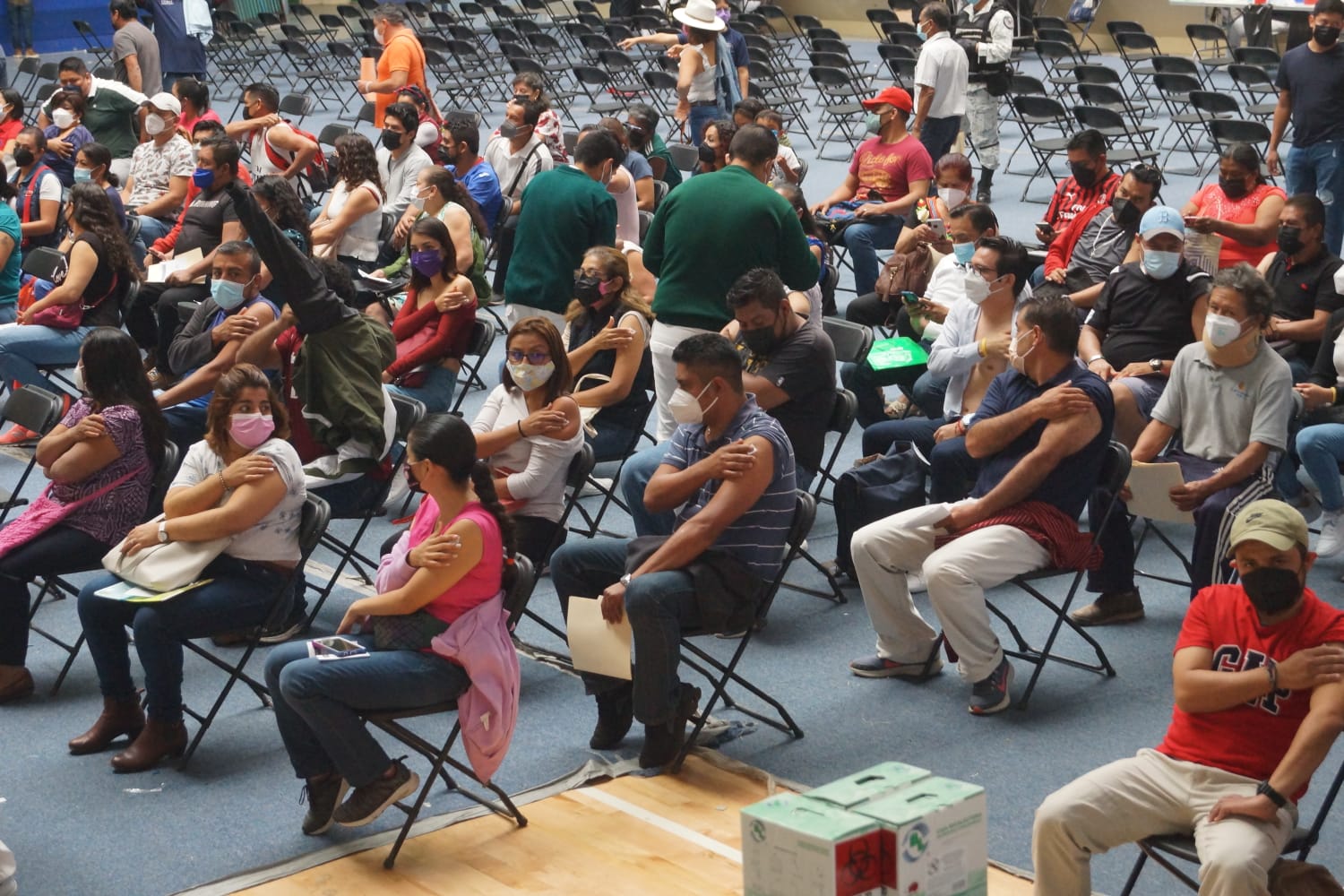 Por aumento de Covid-19 en Oaxaca, anuncian vacunación masiva en 50 sedes; hay 6 mil 128 casos activos