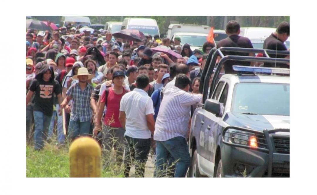 Sale de Tapachula otra caravana migrante hacia EU Oaxaca