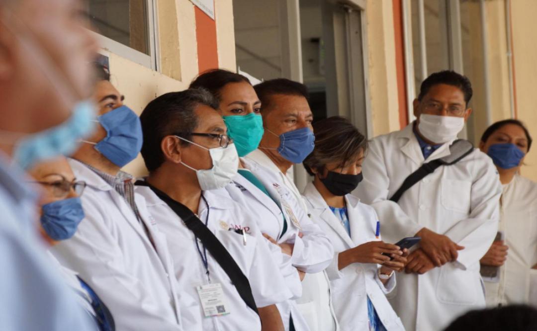 Tres integrantes del personal médico se han contagiado de Covid-19 en Oaxaca