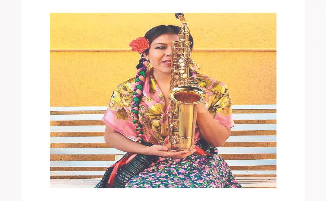 María Elena: la música y el saxofón como sanación emocional en esta pandemia