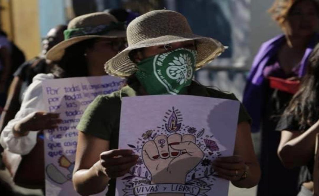 Exigen cancelar evento “pro-vida” del gobierno capitalino; atenta contra derechos de las mujeres, acusan activistas