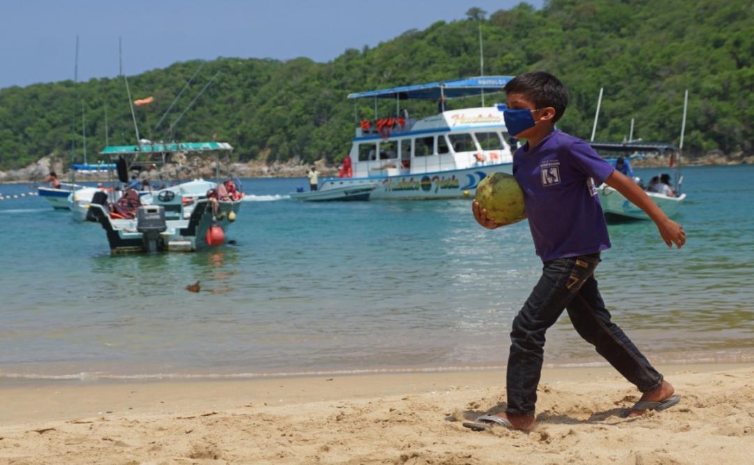 Huatulco, destino de playa con menos casos de Covid-19, busca recuperar la confianza del turismo