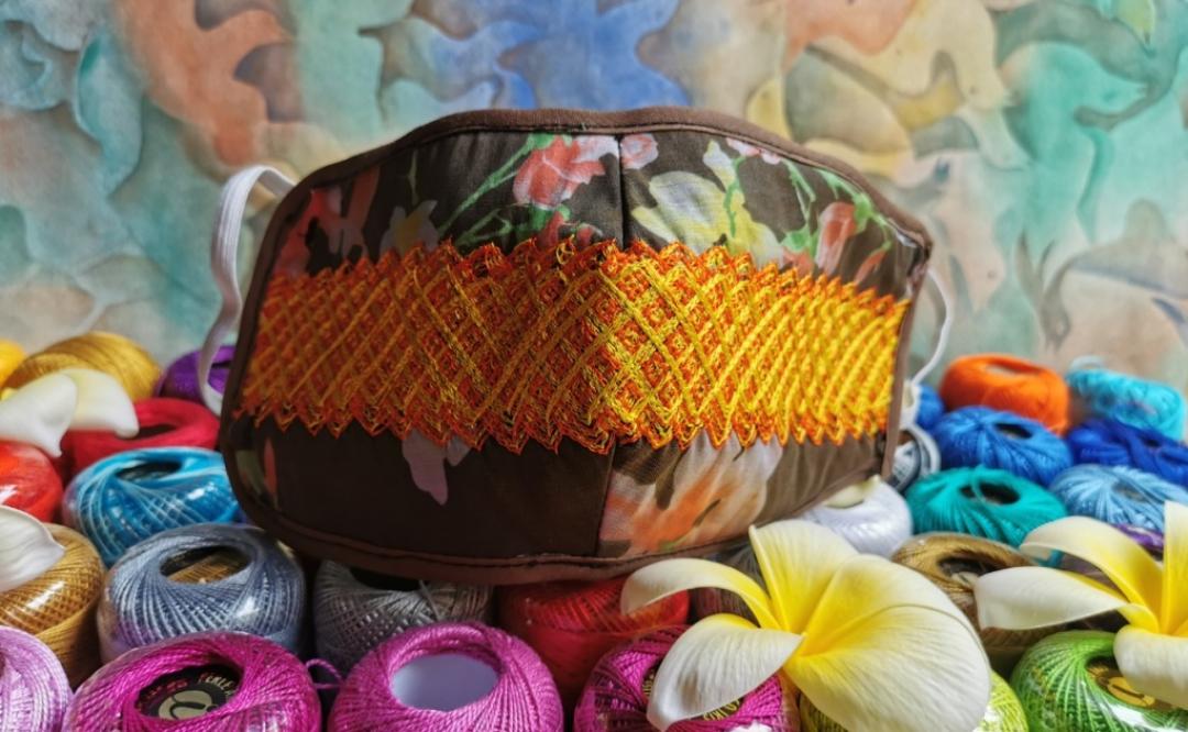 Cubrebocas: creatividad y salvación para artesanos y bordadoras de todo el estado
