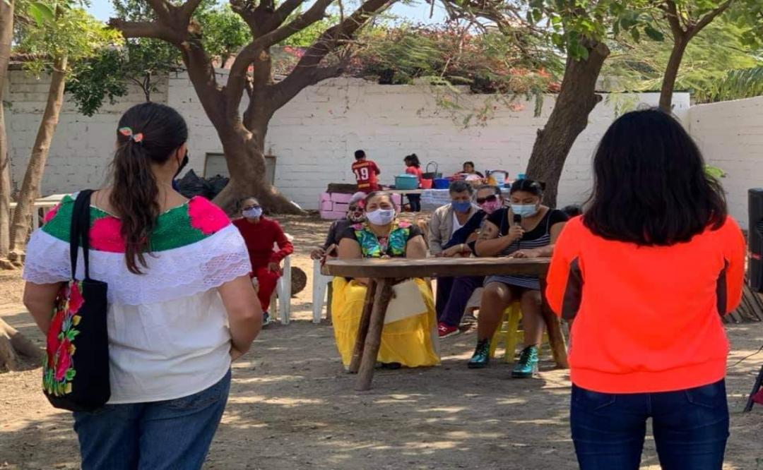 Promueven el zapoteco con un  tianguis del maíz en Unión Hidalgo, en el Día de la Lengua Materna