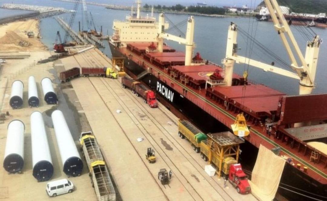 Encabeza Semarnat consulta pública de puerto petrolero-comercial de Salina Cruz, el más profundo de AL