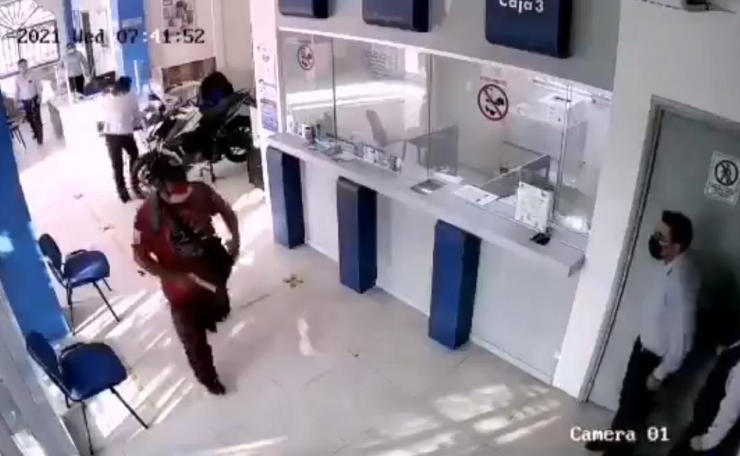 Difunden video de robo a caja de ahorro en Matías Romero, en el Istmo de Oaxaca