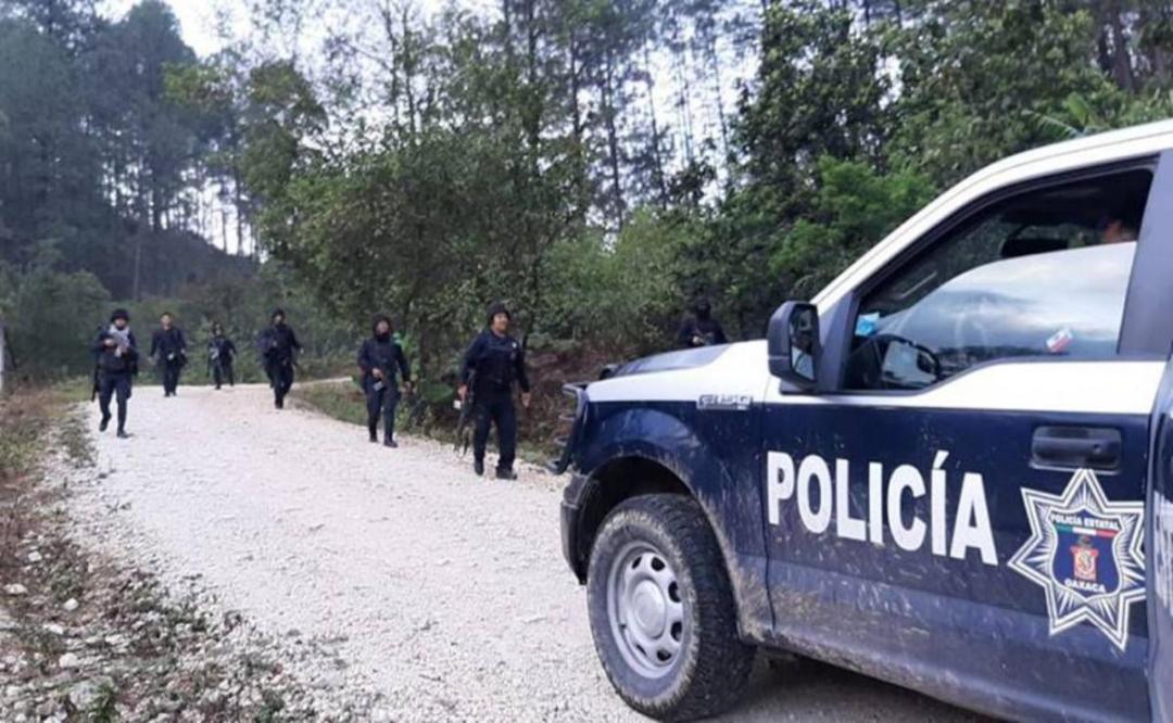 Retienen y atacan a policías estatales en enfrentamiento armado en la Sierra Sur de Oaxaca