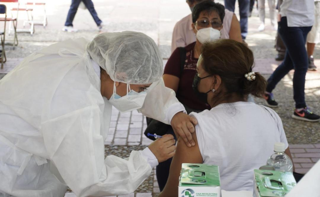 Descartan Servicios de Salud de Oaxaca riesgo en vacunas CanSino resguardadas en el Istmo