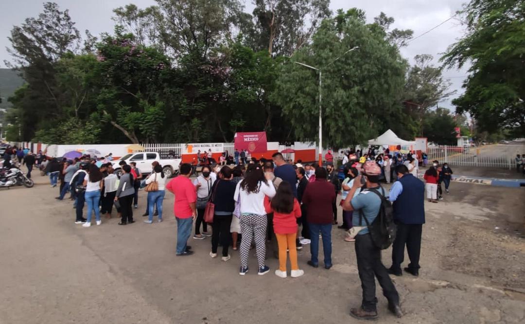 Oaxaca llega a 47 mil 604 casos confirmados de Covid-19; arranca vacunación para personas de más de 40 años