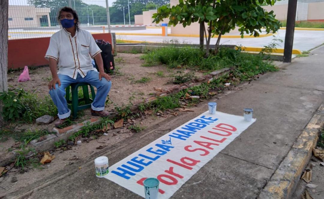 Activista de Juchitán arranca huelga de hambre de 12 horas por cierre de hospital Covid-19 del Insabi