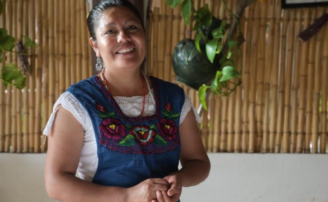 Cocineras tradicionales de Oaxaca preparan sus mejores platillos para la Guelaguetza 2021