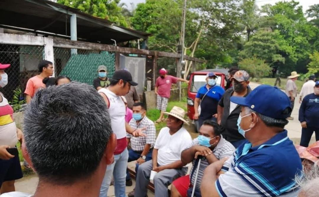 Pobladores de San Juan Mazatlán Mixe retienen a diputada en bloqueo de la carretera Transístmica