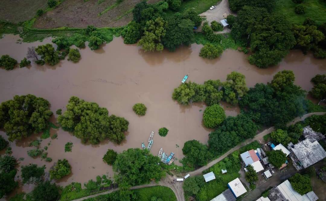 Alerta en Ixhuatán, comunidad del Istmo de Oaxaca, tras aumento de nivel del Río Ostuta por lluvias