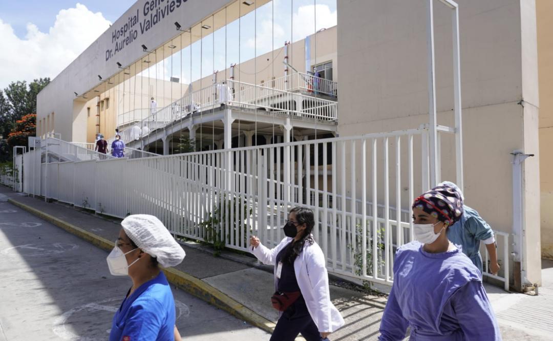 Reportan mil 323 casos activos de Covid-19 en Oaxaca en últimas 24 horas; 11 hospitales continúan saturados