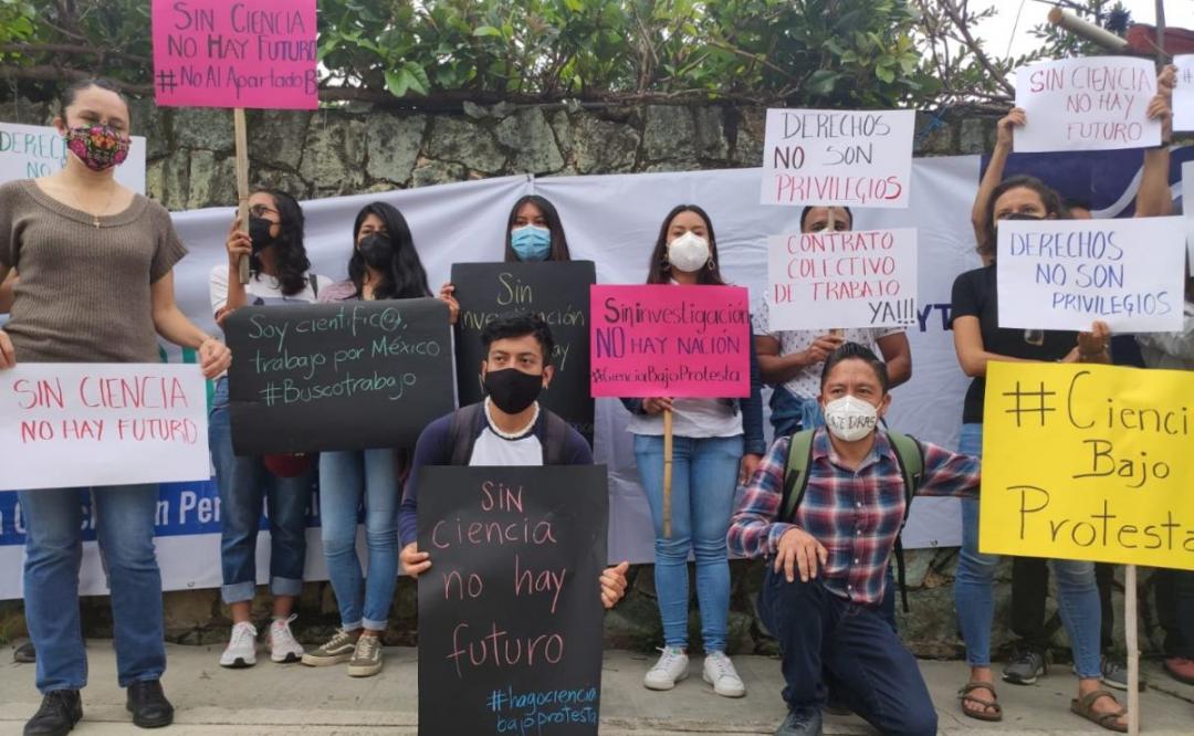 ‘Ciencia bajo protesta’, catedráticos de Oaxaca exigen al Conacyt que reconozca sus derechos laborales