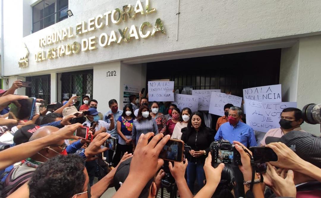 Anula TEEO elecciones en San Pedro Pochutla y Chiltepec; habrá comicios extraordinarios