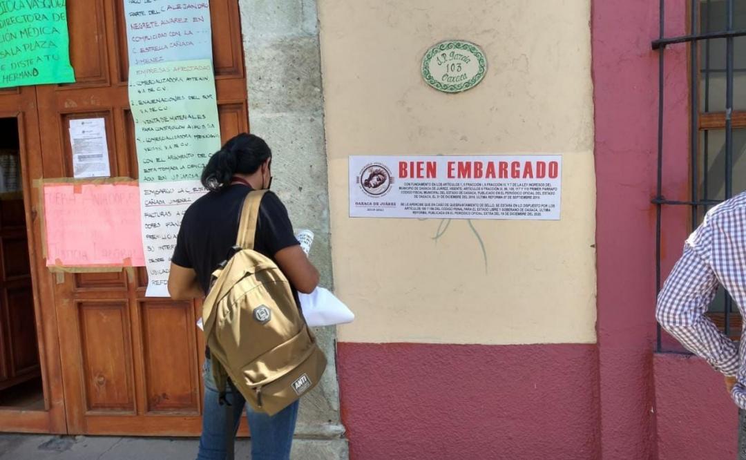 Embargan oficinas de los Servicios de Salud por falta de pago al ayuntamiento de Oaxaca