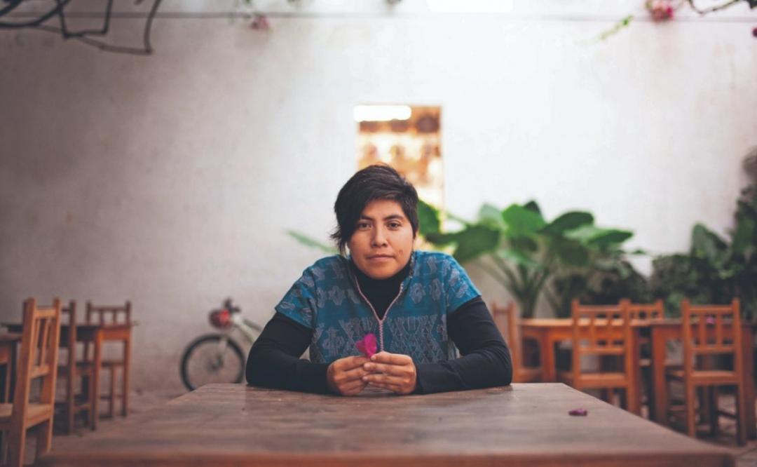 Apuesta oaxaqueña Sandra Luz López por un cine sensorial en “El Compromiso de las Sombras”
