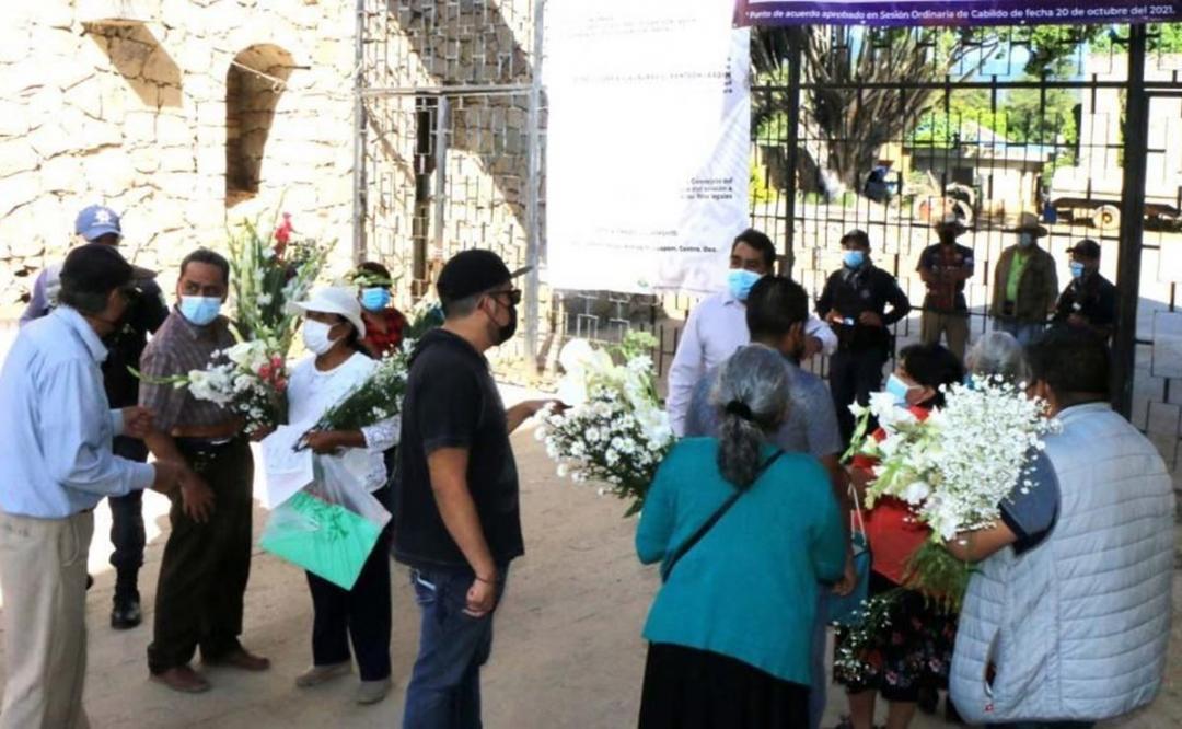 Denuncia Ayuntamiento de la ciudad de Oaxaca a autoridades de Huayapam por cierre de panteón