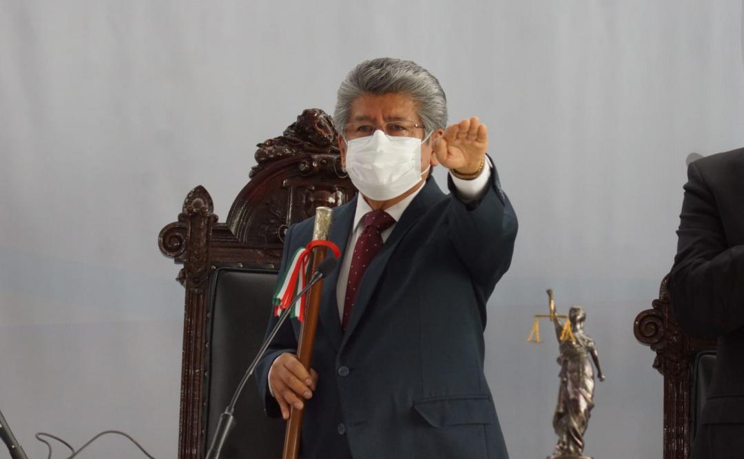 Toma posesión Martínez Neri como edil de Oaxaca de Juárez; revisará finanzas de gobierno saliente, anuncia