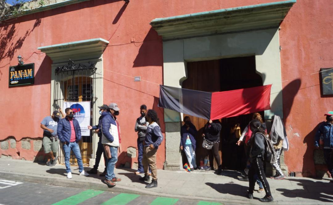 Se van a huelga 45 trabajadores de Pan:am en ciudad de Oaxaca; empresa los desconoce