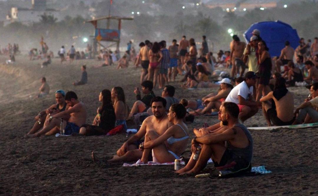 Puerto Escondido, el paraíso para hacer "home office" en playa, sueña con abarrotarse de turistas