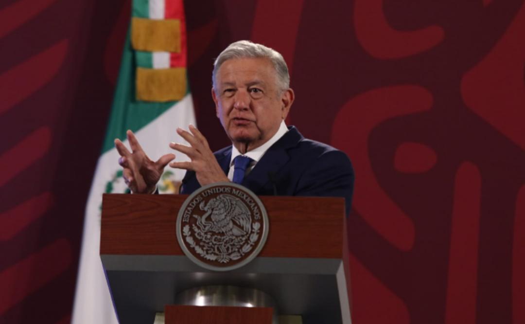 López Obrador adelantó que el próximo martes 24 de mayo se dará a conoce la convocatoria para ocupar las plazas de médicos especialistas que son necesarias. Foto: Carlos Mejía