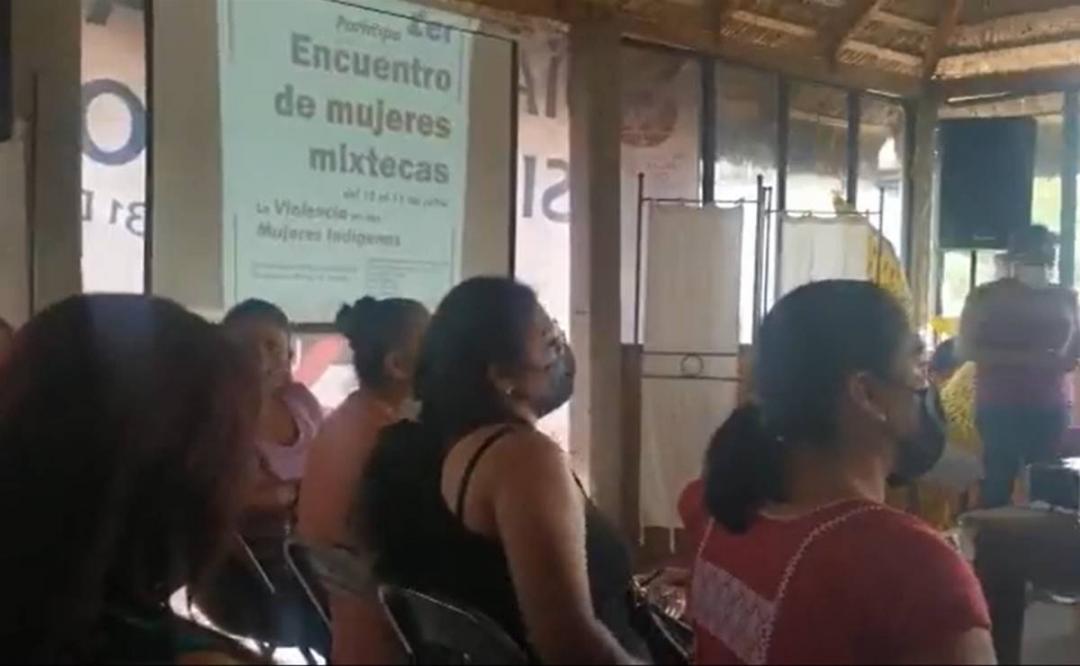 Exigen mujeres de la Mixteca a Salomón Jara que cumpla con paridad de género en gobierno de Oaxaca