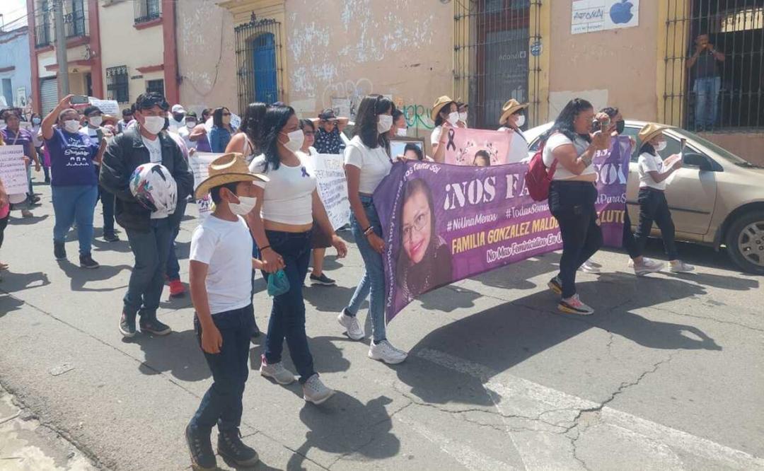 Resuena en la ciudad de Oaxaca exigencia de justicia para Solecito, víctima de feminicidio.