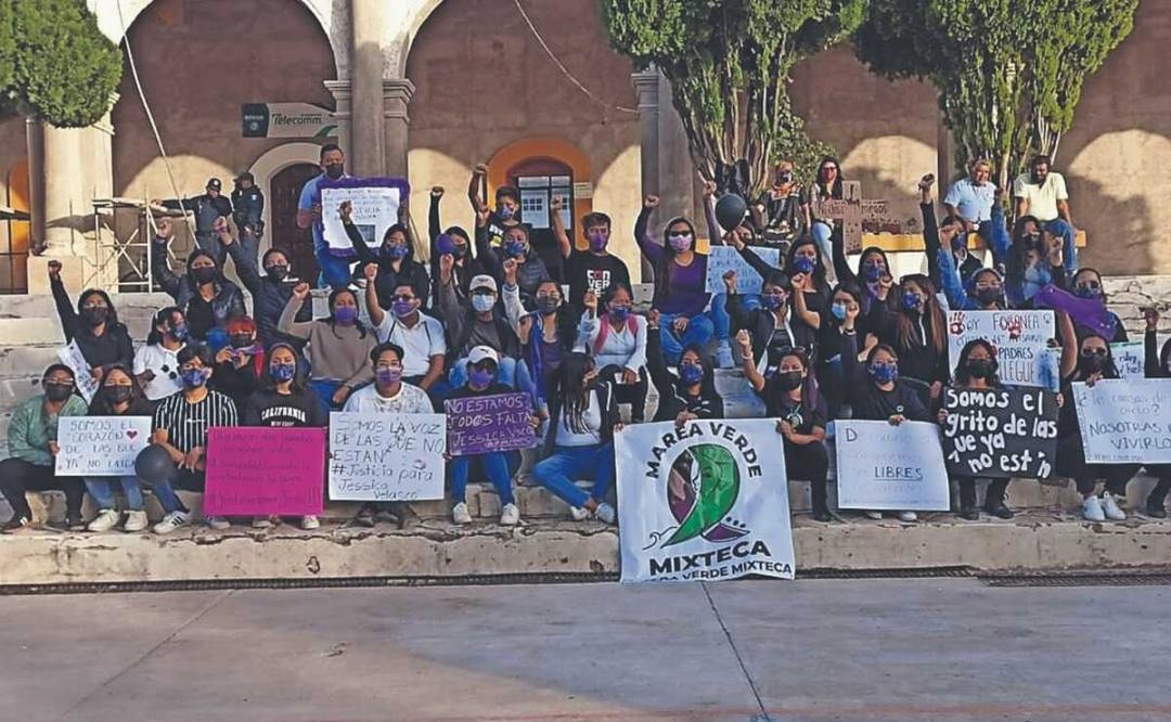 Oaxaca, sin datos ni justicia para víctimas de violencia digital; activistas reportan más de 300 en la Mixteca
