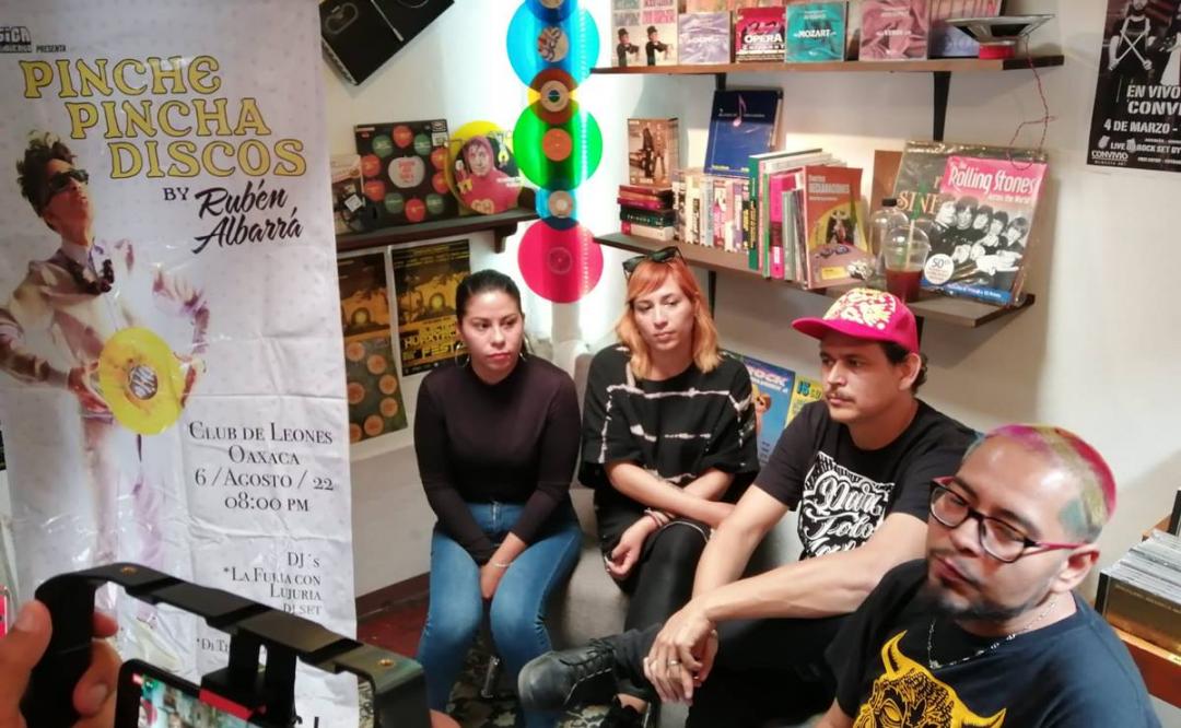 Rubén Albarrán, vocalista de Café Tacvba, llega a Oaxaca con su proyecto musical Pinche Pincha Discos