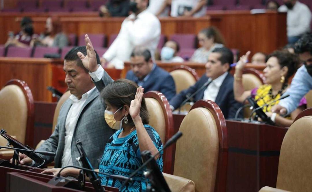 Congreso de Oaxaca pide a gobierno estatal que investigue licitaciones a empresas fantasmas