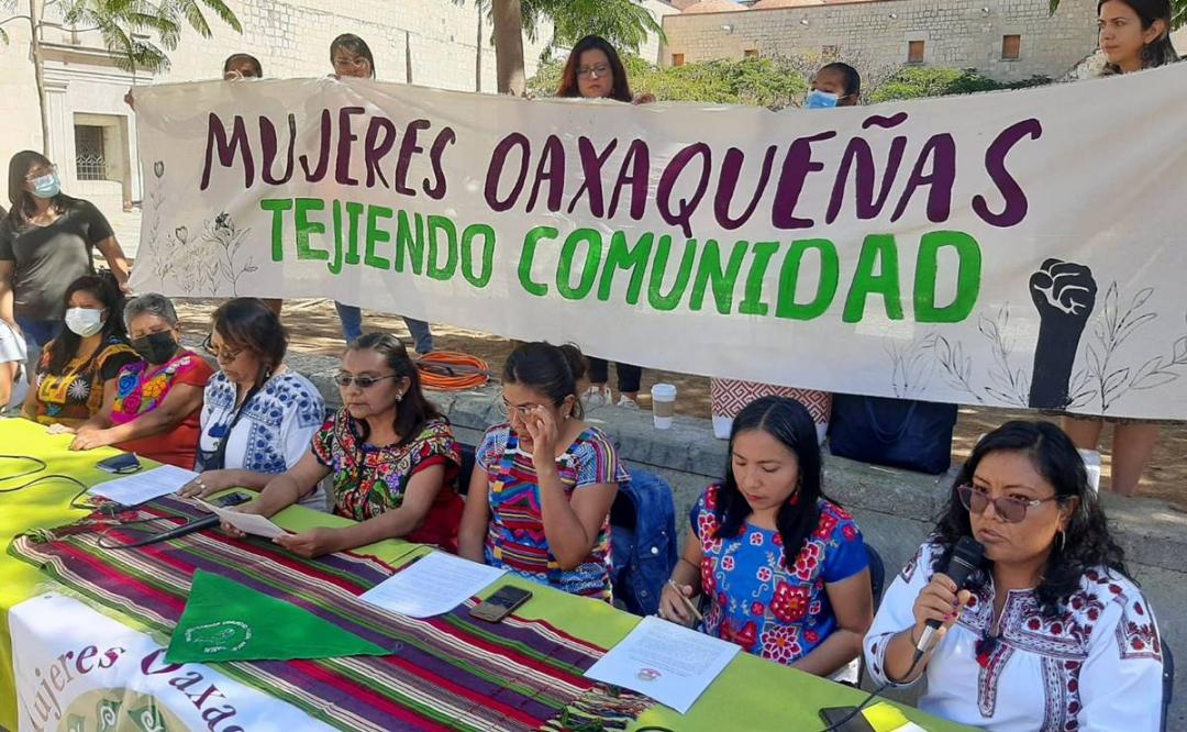 Organizaciones se unen en colectiva Mujeres Oaxaqueñas Tejiendo Comunidad; anuncian jornada