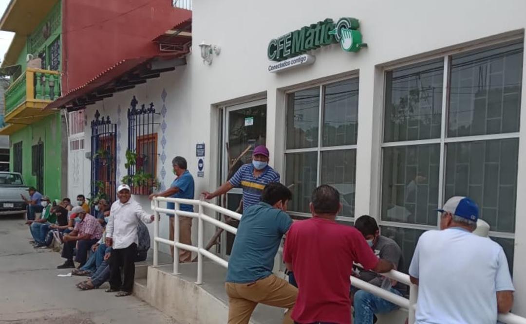 Campesinos del Istmo de Oaxaca denuncian a CFE aumento de 800% en costo de electricidad para regar