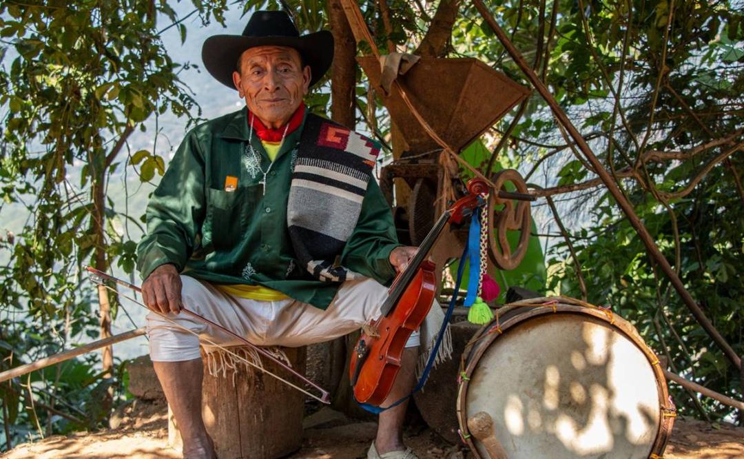 Los últimos músicos que narran la historia triqui en Oaxaca, una cosmovisión que está en riesgo