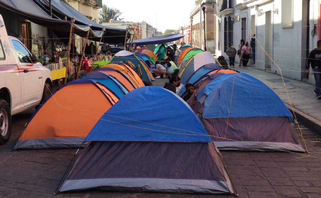 Promete gobierno de Oaxaca que no habrá “persecución política” ni acción penal contra normalistas