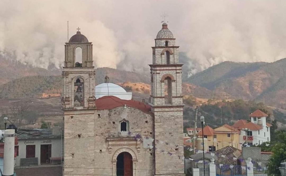 Pese a incendios, gobierno de Oaxaca ha pospuesto 3 veces diálogo entre Mixtepec y Yosoñama