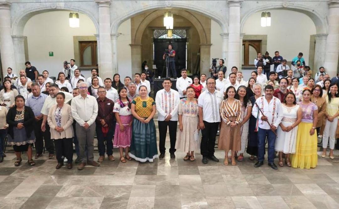 Promete gobierno de Oaxaca atención prioritaria y respeto a autonomía de pueblos indígenas