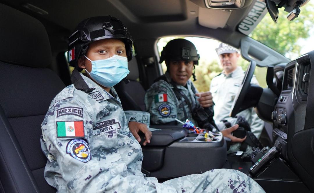 Julio César, niño de Oaxaca con leucemia, logra sueño de ser Guardia Nacional por un día