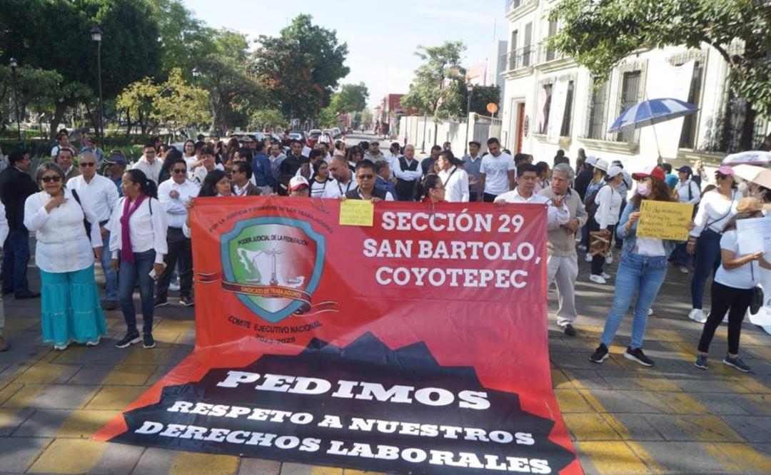 Protestan en Oaxaca 400 empleados del Poder Judicial de la Federación por extinción de fideicomisos