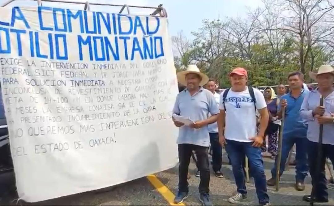 Con bloqueo exigen culminar obra carretera en el Istmo de Oaxaca; no hay paso a Veracruz