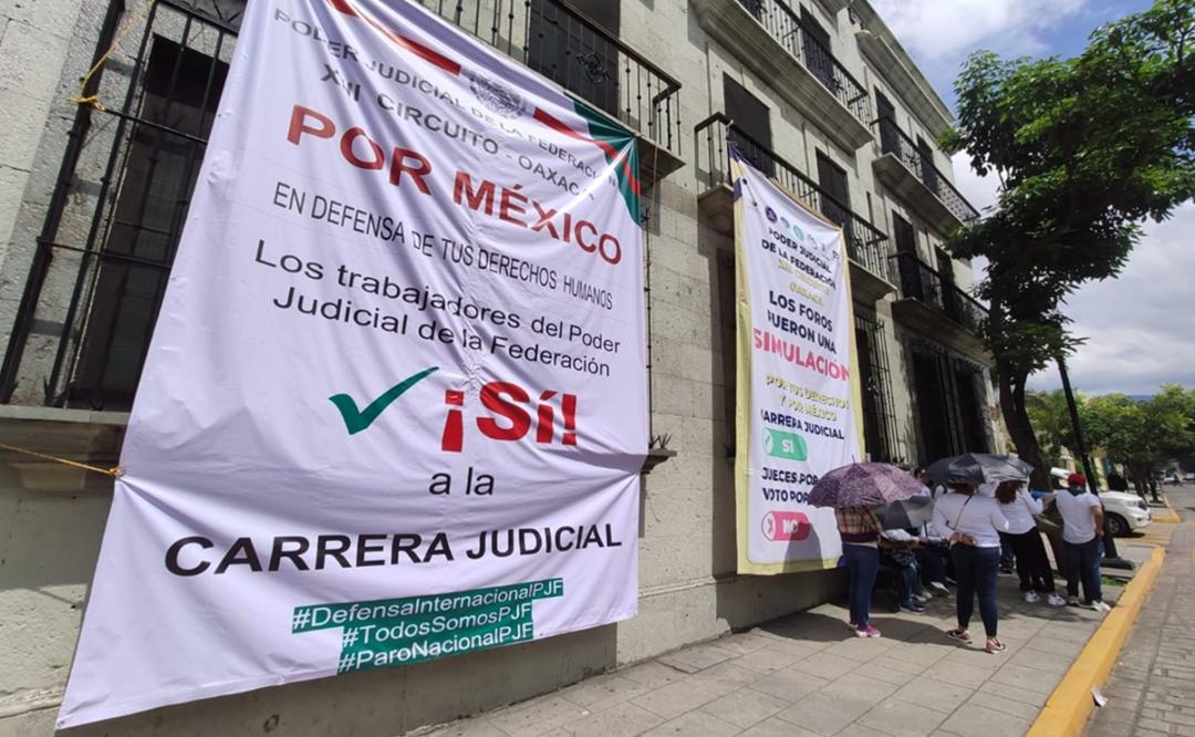 Se suman más de 800 trabajadores de Oaxaca al paro nacional del Poder Judicial contra reforma de AMLO