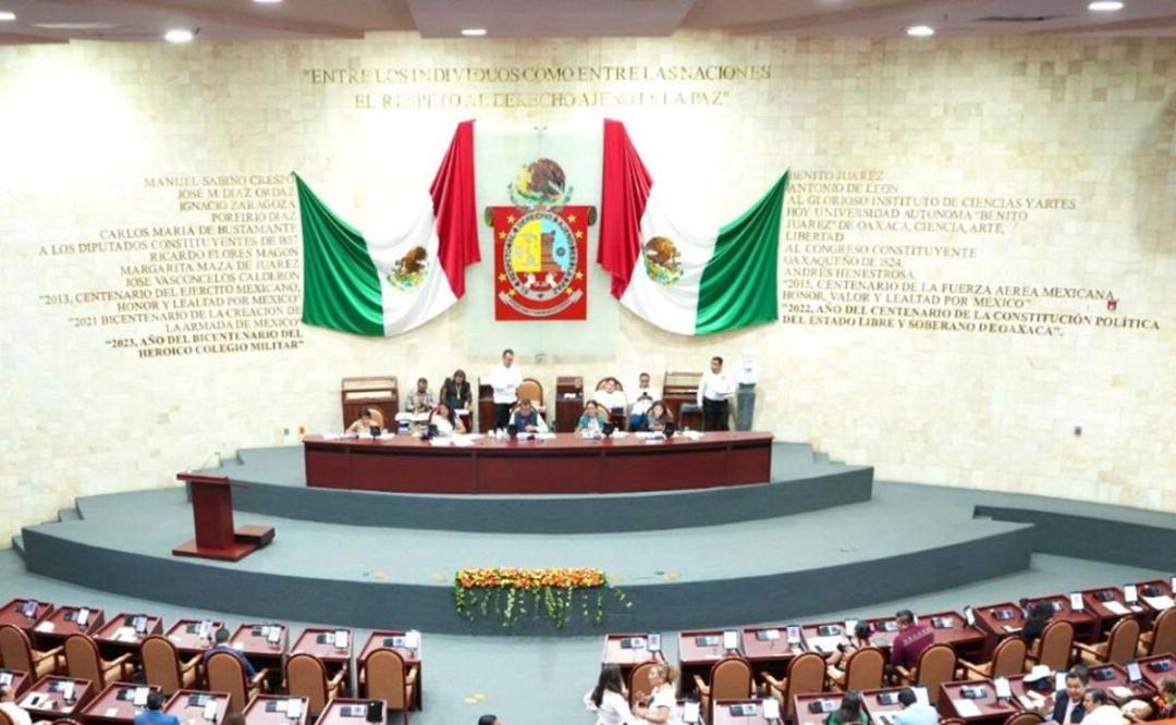 Morena propone inscribir en letras de oro frase “Primero los pobres” de AMLO en Congreso de Oaxaca; él lo rechaza