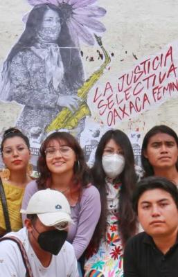 Arte y protesta: reclaman colectivos espacio p&uacute;blico para denunciar la violencia contra mujeres en Oaxaca